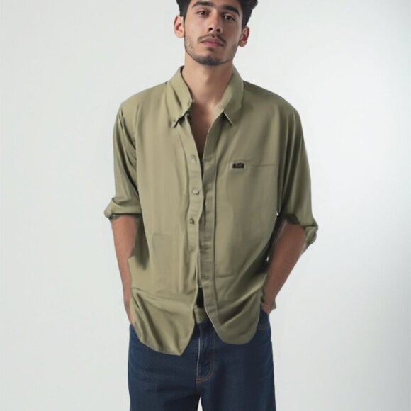 Wrangler men shirt  L NWT - Picture 1 of 11